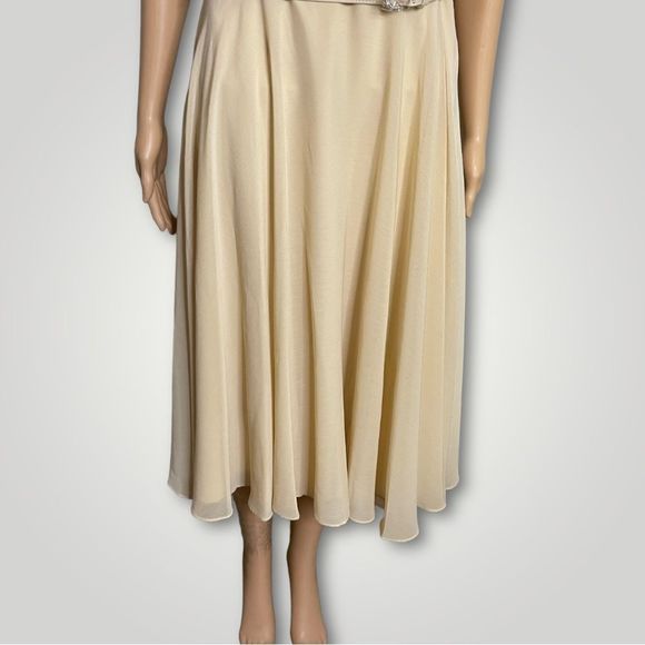 Lauren Ralph Lauren Off The Shoulder Sequin Lace Chiffon Cocktail Dress - Picture 12 of 13